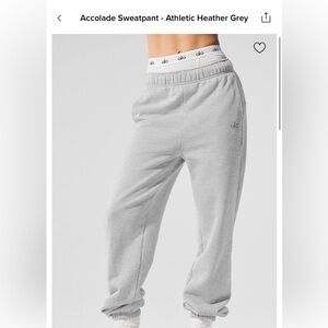 Alo Yoga Accolade Sweatpant